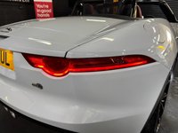 USED 2016 16 JAGUAR F-TYPE 3.0 V6 S Convertible 2dr Petrol Auto Euro 6 (s/s) (380 ps) 2016 JAGUAR F-TYPE 3.0 V6 S CONVERTIBLE - YULONG WHITE - RED LEATHER PERFORMANCE SEATS - 6 SERVICES TO 53K - REVERSE CAEMRA - 19 INCH ALLOYS - SAT NAV - HEATED SEATS - INTELLIGENT HIGH BEAM - SPORT EXHAUSTS