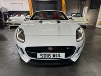 USED 2016 16 JAGUAR F-TYPE 3.0 V6 S Convertible 2dr Petrol Auto Euro 6 (s/s) (380 ps) 2016 JAGUAR F-TYPE 3.0 V6 S CONVERTIBLE - YULONG WHITE - RED LEATHER PERFORMANCE SEATS - 6 SERVICES TO 53K - REVERSE CAEMRA - 19 INCH ALLOYS - SAT NAV - HEATED SEATS - INTELLIGENT HIGH BEAM - SPORT EXHAUSTS