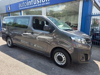 View our VAUXHALL Vivaro Life Electric