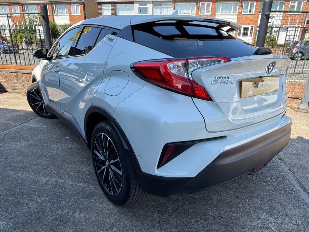 USED 2017 17 TOYOTA C-HR 1.8 VVT-h Excel SUV 5dr Petrol Hybrid CVT Euro 6 (s/s) (122 ps) AUTO+FULL HISTORY+PHONE+CRUIS