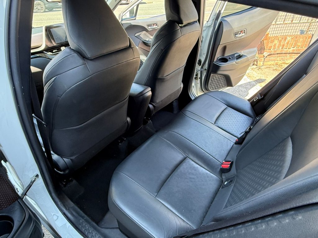 USED 2017 17 TOYOTA C-HR 1.8 VVT-h Excel SUV 5dr Petrol Hybrid CVT Euro 6 (s/s) (122 ps) AUTO+FULL HISTORY+PHONE+CRUIS