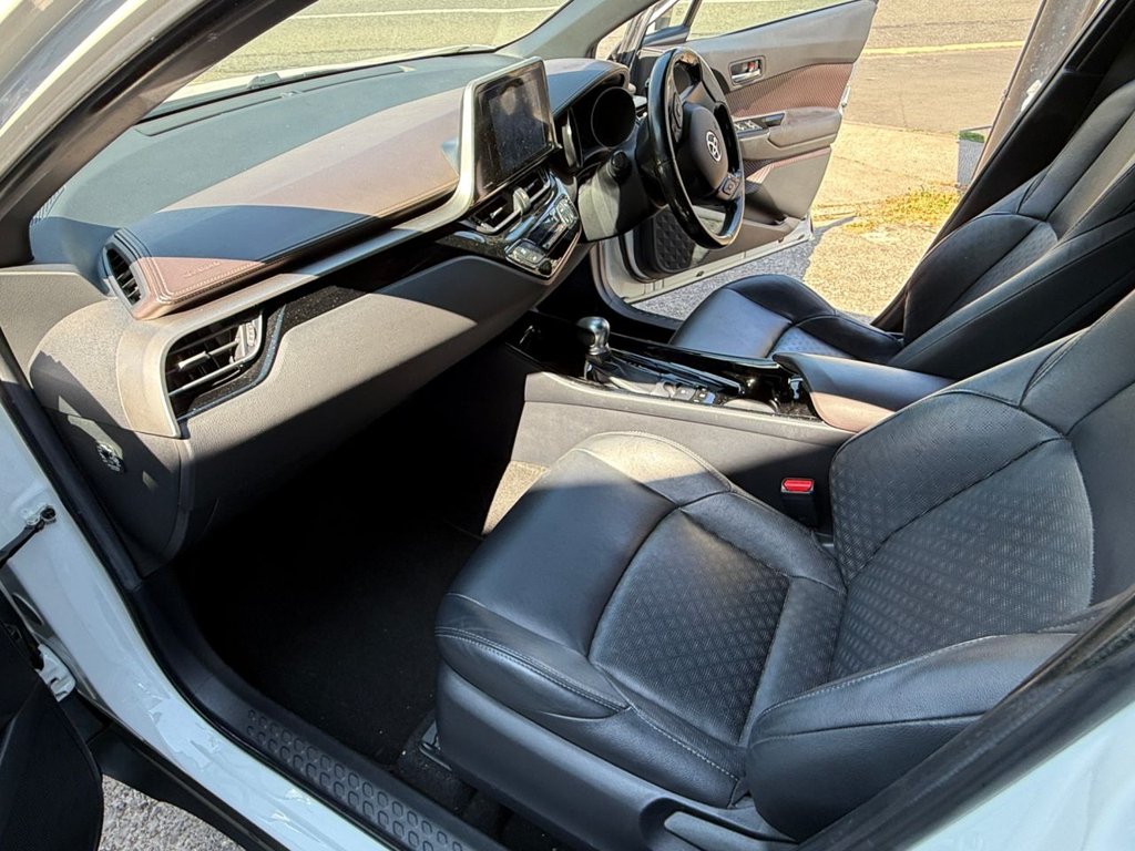 USED 2017 17 TOYOTA C-HR 1.8 VVT-h Excel SUV 5dr Petrol Hybrid CVT Euro 6 (s/s) (122 ps) AUTO+FULL HISTORY+PHONE+CRUIS