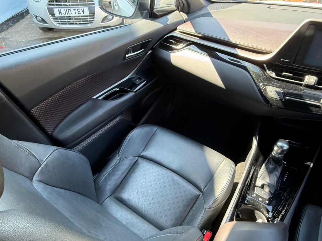 USED 2017 17 TOYOTA C-HR 1.8 VVT-h Excel SUV 5dr Petrol Hybrid CVT Euro 6 (s/s) (122 ps) AUTO+FULL HISTORY+PHONE+CRUIS
