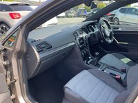 USED 2016 16 VOLKSWAGEN GOLF 2.0 TDI BlueMotion Tech R-Line Edition Hatchback 5dr Diesel Manual Euro 6 (s/s) (150 ps) 