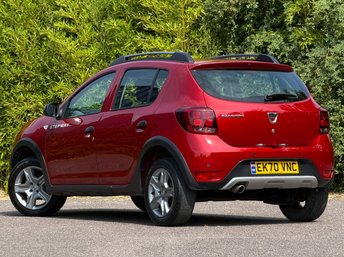View our DACIA SANDERO STEPWAY