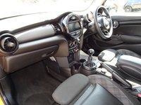 USED 2015 15 MINI HATCH 1.5 Cooper D Hatchback 5dr Diesel Manual Euro 6 (s/s) (116 ps) Low Mileage High Spec