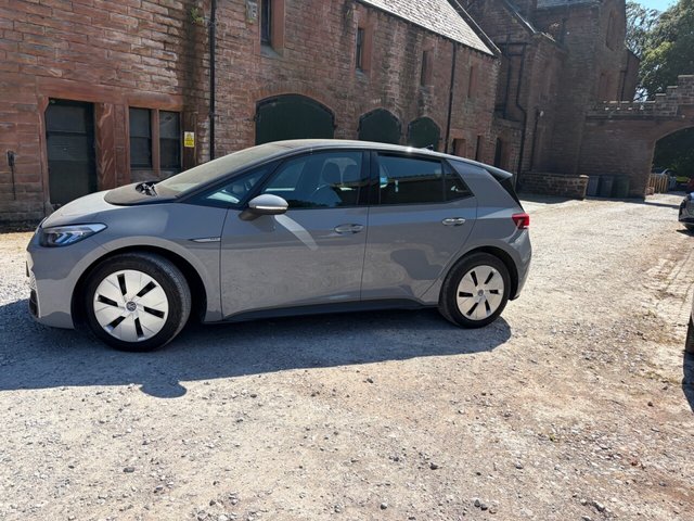 View our VOLKSWAGEN ID.3