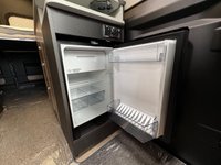 USED 2025 74 SWIFT TREKKER S 4 Belt- 4 Berth - Pop Top - One Owner 