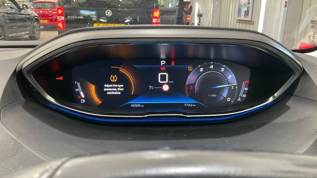 USED 2020 70 PEUGEOT 5008 1.2 PureTech GPF Allure SUV 5dr Petrol EAT Euro 6 (s/s) (130 ps) 