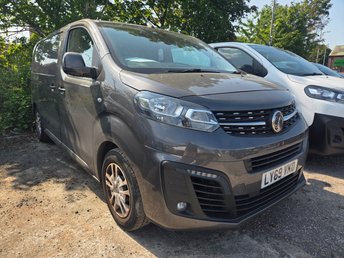 2020 VAUXHALL VIVARO