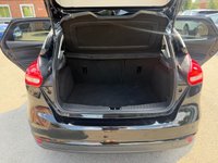 USED 2017 17 FORD FOCUS 1.0T EcoBoost Zetec Edition Hatchback 5dr Petrol Auto Euro 6 (s/s) (125 ps) PARKING SENSORS - NAVIGATION