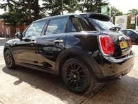 USED 2015 15 MINI HATCH 1.5 Cooper Hatchback 5dr Petrol Manual Euro 6 (s/s) (136 ps) Chilli Pack