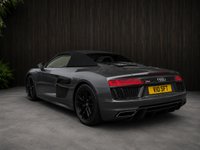 USED 2017 17 AUDI R8 5.2 FSI V10 Spyder 2dr Petrol S Tronic quattro Euro 6 (s/s) (540 ps) 2 Keys / Recent service and MOT