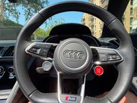 USED 2017 17 AUDI R8 5.2 FSI V10 Spyder 2dr Petrol S Tronic quattro Euro 6 (s/s) (540 ps) 2 Keys / Recent service and MOT