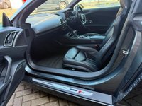 USED 2017 17 AUDI R8 5.2 FSI V10 Spyder 2dr Petrol S Tronic quattro Euro 6 (s/s) (540 ps) 2 Keys / Recent service and MOT