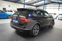 USED 2017 67 VOLKSWAGEN TIGUAN Volkswagen Tiguan 2.0 TDI R-Line SUV 5dr Diesel DSG Euro 6 (s/s) (150 ps) +PAN ROOF+R/CAM+LEATHER+SAT NAV+
