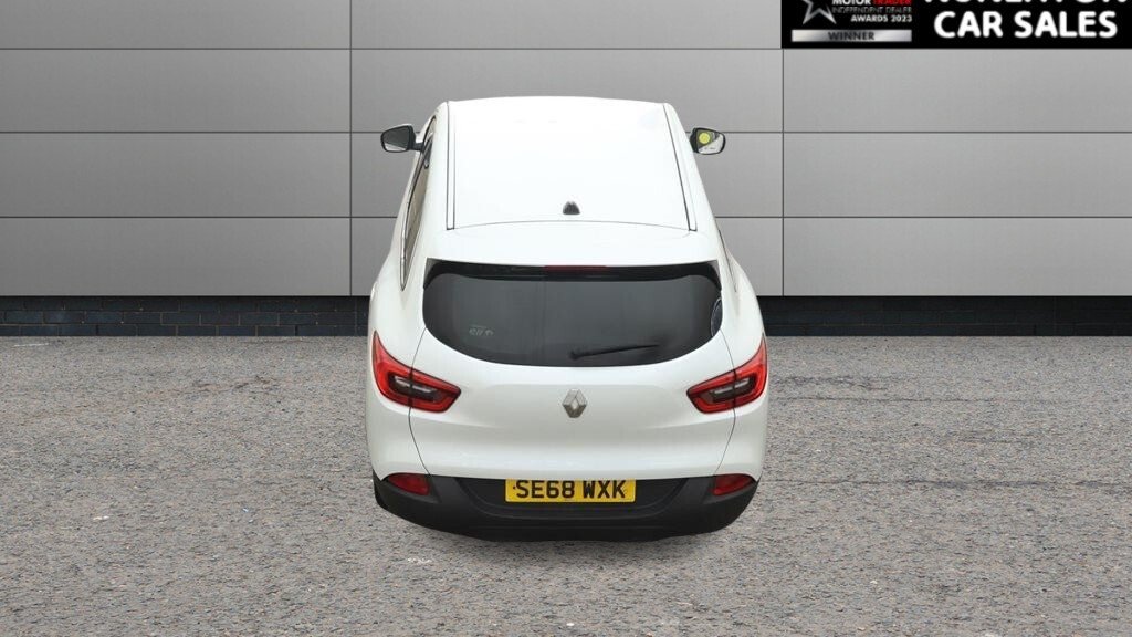 USED 2019 68 RENAULT KADJAR 1.3 TCe Dynamique S Nav SUV 5dr Petrol Manual Euro 6 (s/s) (140 ps) 