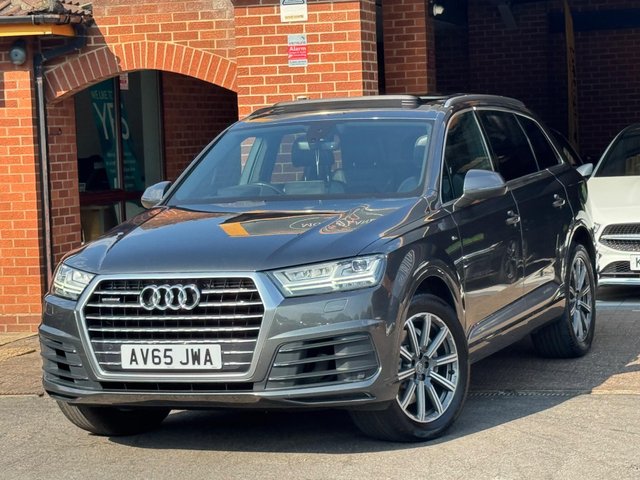 View our AUDI Q7
