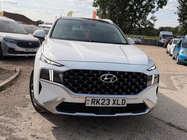 View our HYUNDAI SANTA FE