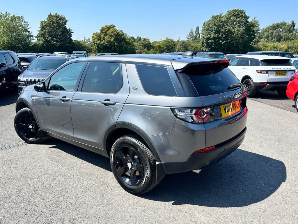 USED 2018 18 LAND ROVER DISCOVERY SPORT 2.0 TD4 Pure Edition SUV 5dr Diesel Manual 4WD Euro 6 (s/s) (5 Seat) (150 ps) 