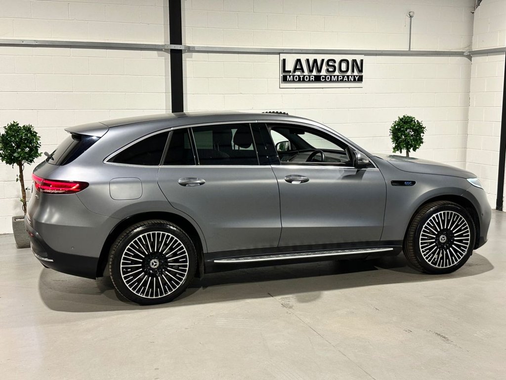 USED 2021 21 MERCEDES-BENZ EQC EQC 400 80kWh AMG Line (Premium Plus) SUV 5dr Electric Auto 4MATIC (408 ps) 