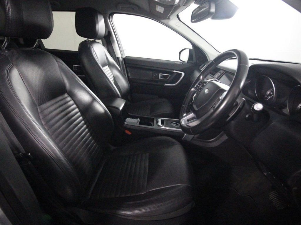 USED 2016 16 LAND ROVER DISCOVERY SPORT 2.0 TD4 HSE Luxury SUV 5dr Diesel Auto 4WD Euro 6 (s/s) (180 ps) 