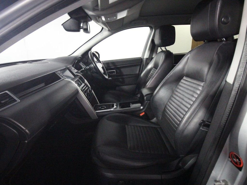 USED 2016 16 LAND ROVER DISCOVERY SPORT 2.0 TD4 HSE Luxury SUV 5dr Diesel Auto 4WD Euro 6 (s/s) (180 ps) 