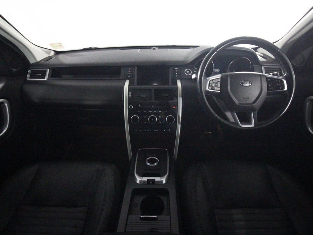 USED 2016 16 LAND ROVER DISCOVERY SPORT 2.0 TD4 HSE Luxury SUV 5dr Diesel Auto 4WD Euro 6 (s/s) (180 ps) 