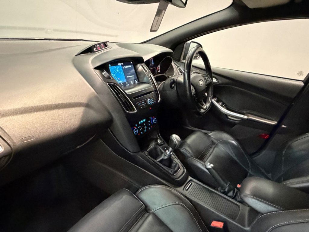 USED 2017 17 FORD FOCUS 2.0 TDCi ST-3 Hatchback 5dr Diesel Manual Euro 6 (s/s) (185 ps) 