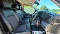 USED 2019 69 VAUXHALL VIVARO 1.5 Turbo D 2900 Dynamic L2 H1 Euro 6 (s/s) 6dr 1 OWNER! NEW CAMBELT! AIR CON