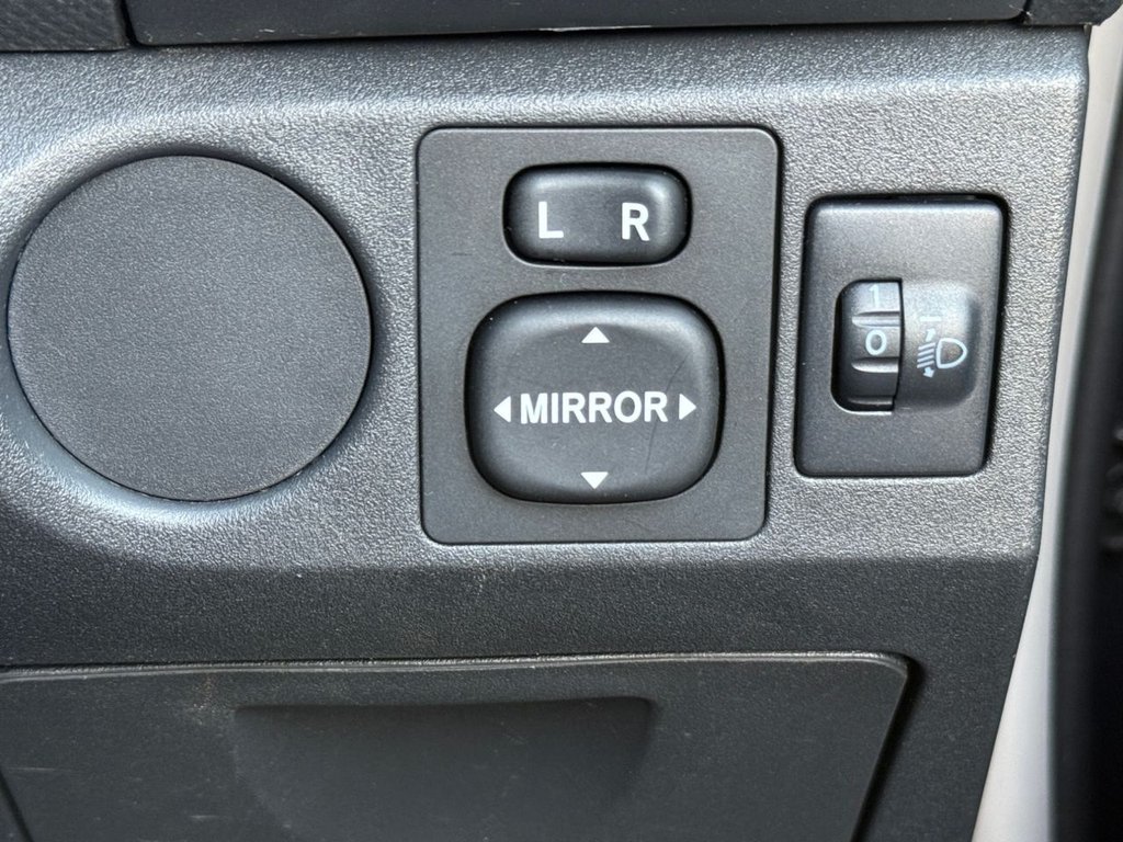 USED 2009 59 TOYOTA YARIS 1.33 Dual VVT-i TR Hatchback 5dr Petrol MultiMode Euro 4 (s/s) (101 ps) AUTO+PARKING SENSORS+AIR CON