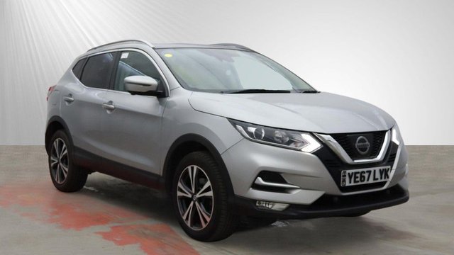 View our NISSAN QASHQAI