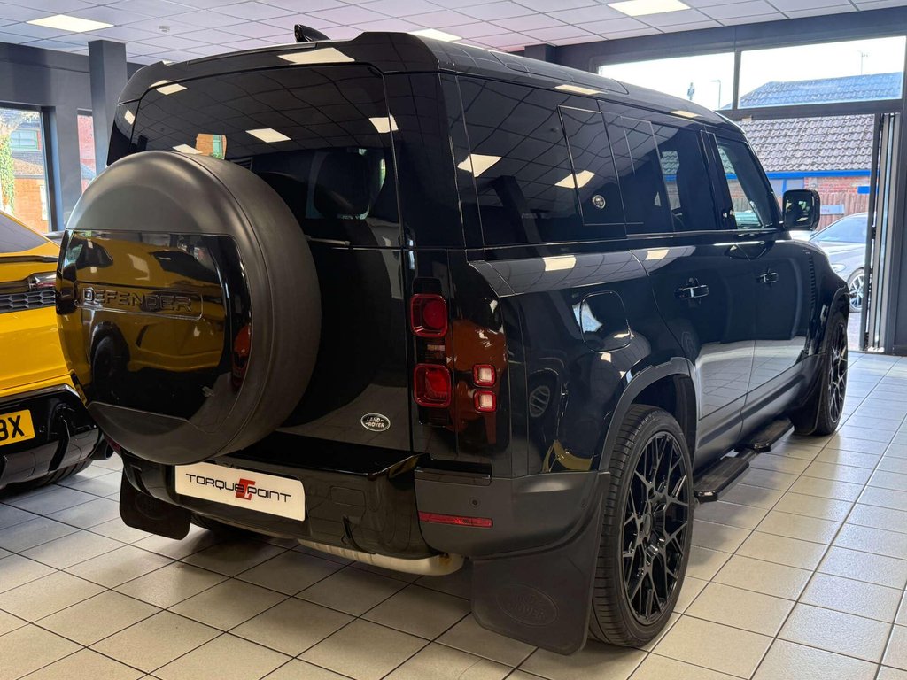 USED 2020 70 LAND ROVER DEFENDER 2.0 Defender SE D Auto 4WD 5dr SH + REAR ENT. + 360 CAMERA