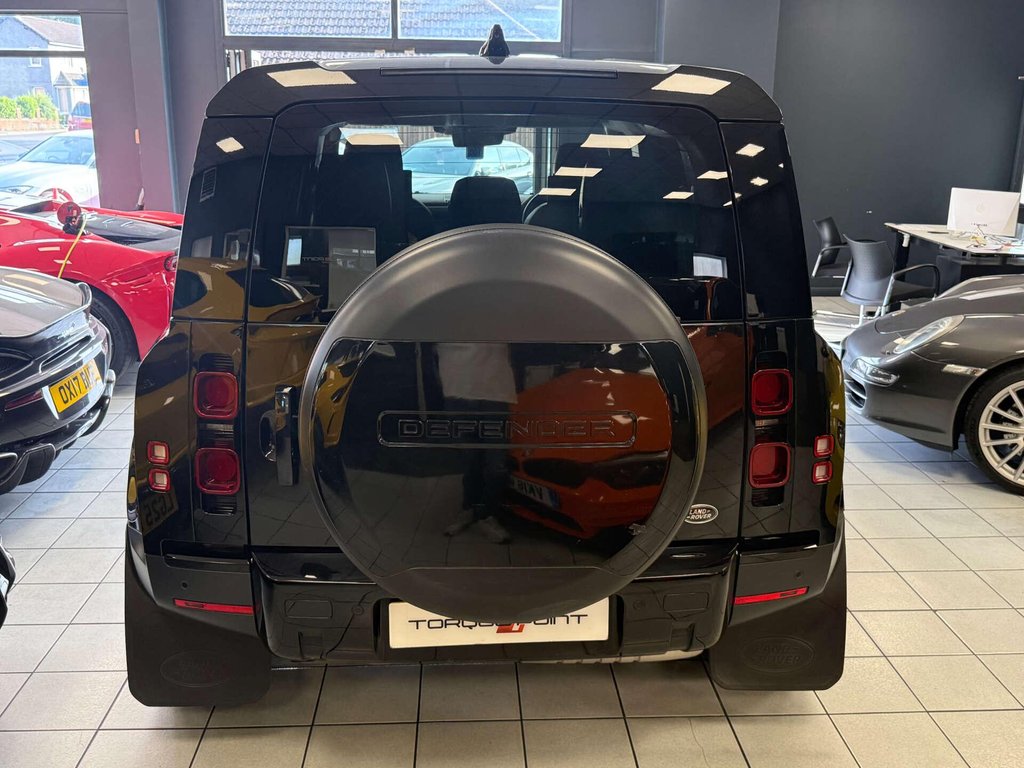 USED 2020 70 LAND ROVER DEFENDER 2.0 Defender SE D Auto 4WD 5dr SH + REAR ENT. + 360 CAMERA