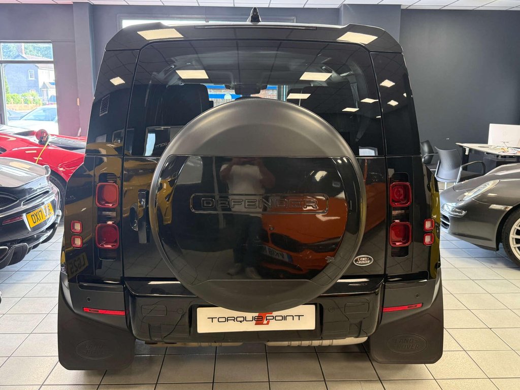 USED 2020 70 LAND ROVER DEFENDER 2.0 Defender SE D Auto 4WD 5dr SH + REAR ENT. + 360 CAMERA