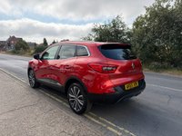 USED 2015 65 RENAULT KADJAR 1.6 dCi Signature Nav SUV 5dr Diesel Manual 4WD Euro 6 (s/s) (130 ps) 