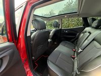 USED 2015 65 RENAULT KADJAR 1.6 dCi Signature Nav SUV 5dr Diesel Manual 4WD Euro 6 (s/s) (130 ps) 