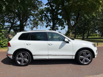 View our VOLKSWAGEN TOUAREG