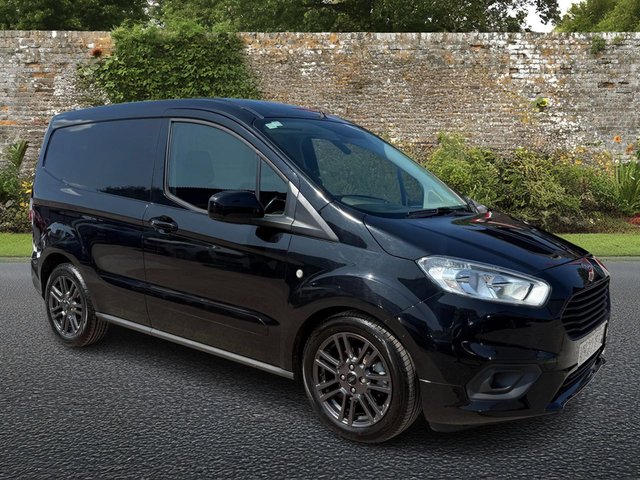 View our FORD TRANSIT COURIER
