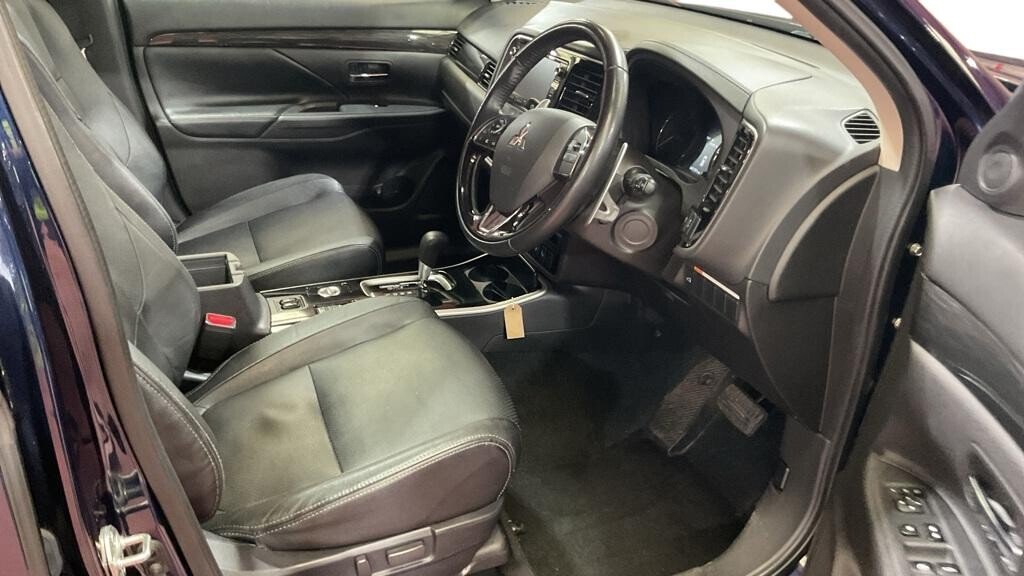 USED 2018 67 MITSUBISHI OUTLANDER 2.2 DI-D 4 SUV 5dr Diesel Auto 4WD Euro 6 (147 ps) 