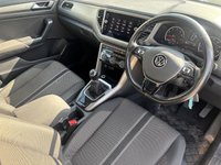 USED 2021 21 VOLKSWAGEN T-ROC 1.0 TSI SE 110 BHP + PARKING SENSORS + APPLE CAR PLAY 