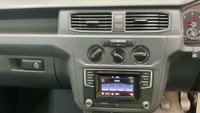 USED 2017 66 VOLKSWAGEN CADDY MAXI 2.0 TDI C20 BlueMotion Tech Crew Van Double Cab 5dr Diesel Manual LWB Euro 6 (102 ps) RARE LWB CREW CAAB WITH TAILGATE !!!! 