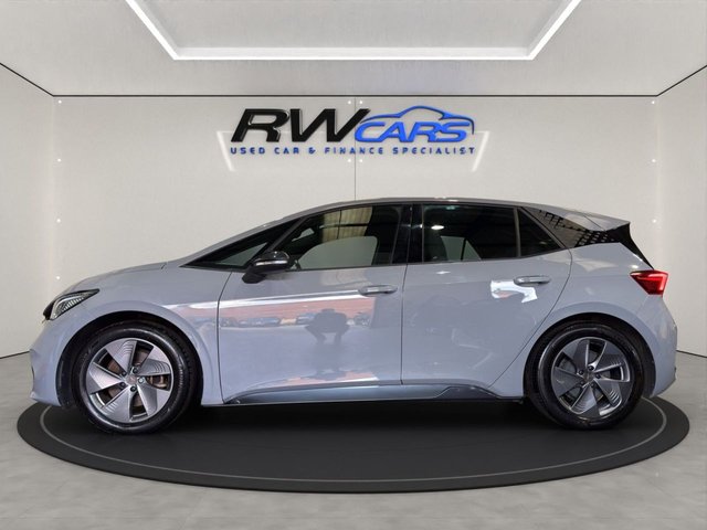 View our CUPRA BORN