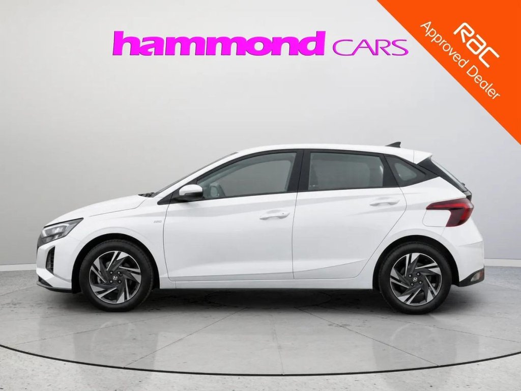 2023 Hyundai i20 — image 2
