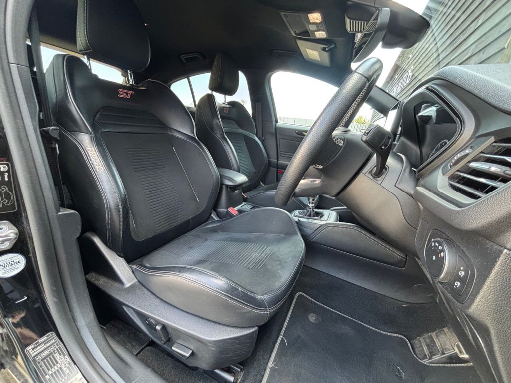 USED 2019 69 FORD FOCUS 2.3T EcoBoost ST Hatchback 5dr Petrol Manual Euro 6 (s/s) (280 ps) 