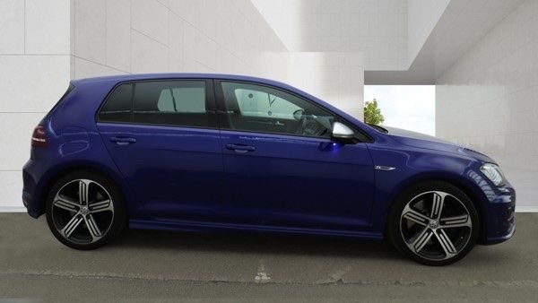 View our VOLKSWAGEN GOLF
