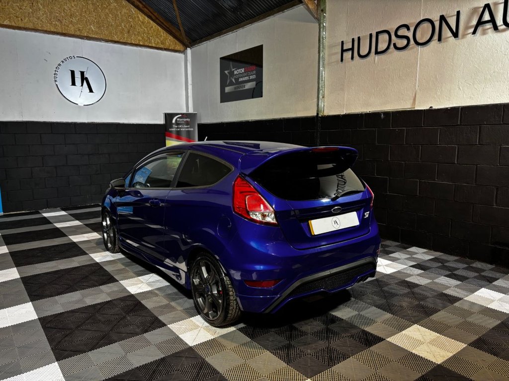 USED 2015 15 FORD FIESTA 1.6T EcoBoost ST-3 Hatchback 3dr Petrol Manual Euro 6 (182 ps) 