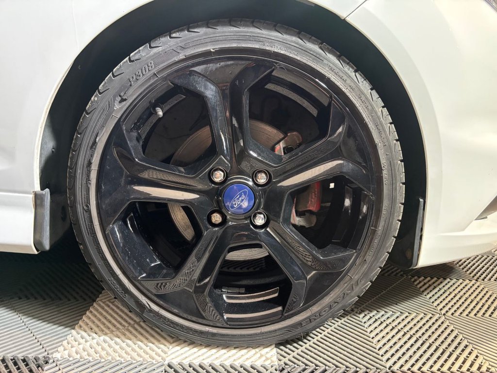 USED 2013 63 FORD FIESTA 1.6T EcoBoost ST-1 Hatchback 3dr Petrol Manual Euro 5 (182 ps) 