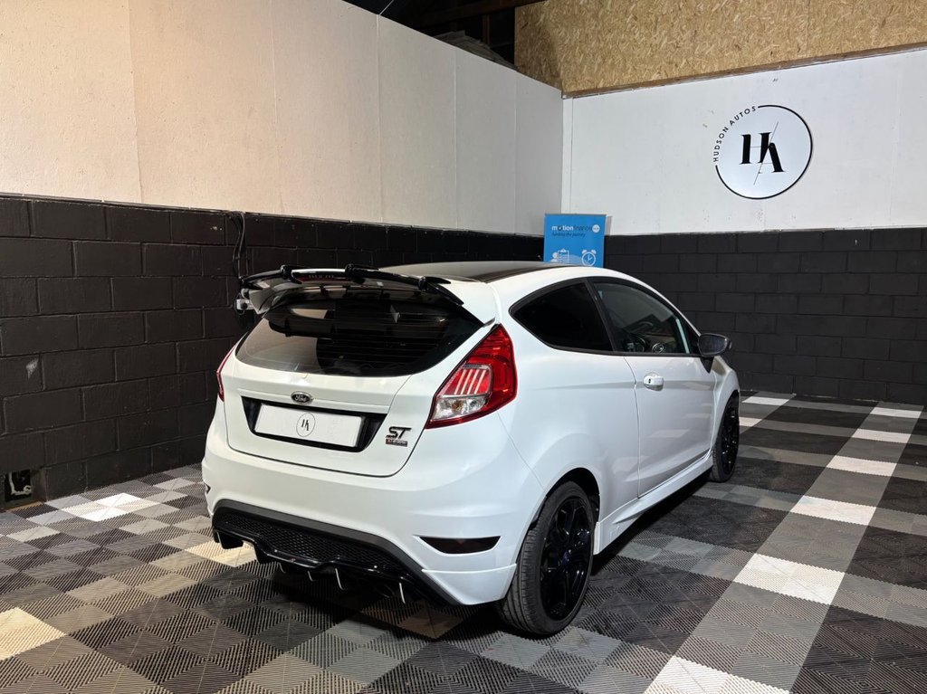 USED 2013 63 FORD FIESTA 1.6T EcoBoost ST-1 Hatchback 3dr Petrol Manual Euro 5 (182 ps) 