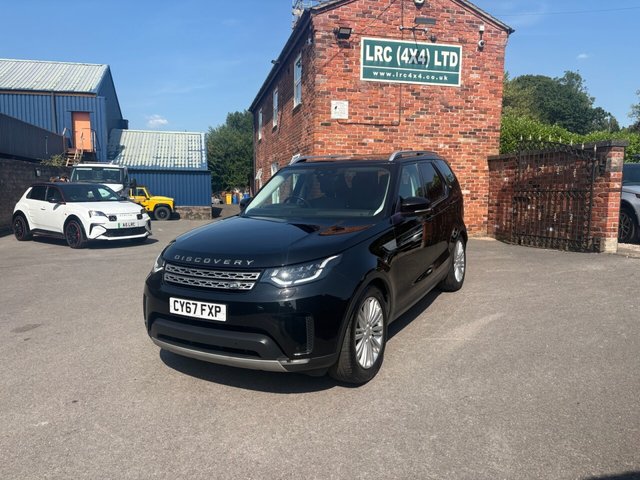 View our Land Rover Discovery 3.0 TD V6 HSE SUV 5dr Diesel Auto 4WD Euro 6 (s/s) (258 ps)